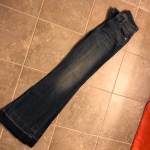 Seven jeans size 26